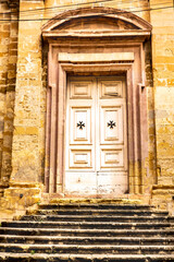 Fototapeta na wymiar ancient church in Valletta