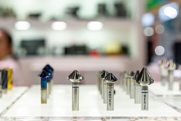conical countersink cutter machining drilling bore and chamfering end mill for cnc machine center...