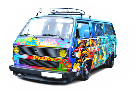 Explore Glazing - Volkswagen T3 Bus also known as VW T3 Kombi and