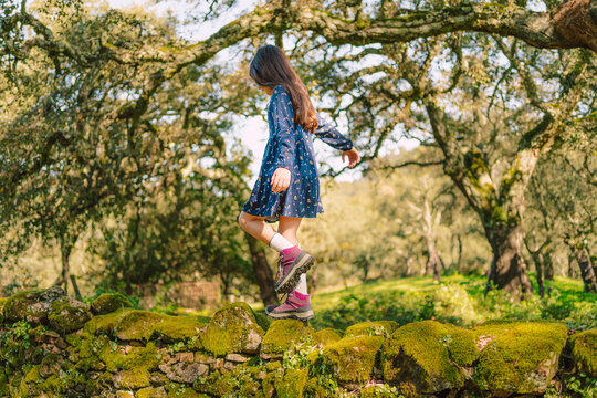 Little Kid Rellaxing Walking At Field