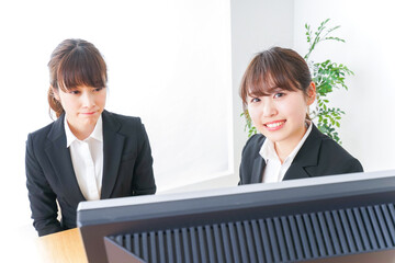 Obraz premium ミーティングをするビジネスパーソン