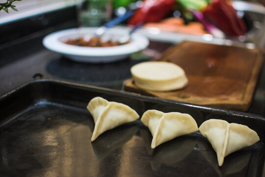 Baking vegetarian pies - Powered by Adobe