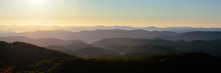 Naklejka premium Sunrise at Thunder Hill