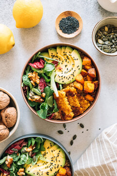 Quinoa bowl with veggies