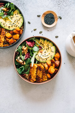Quinoa bowl with veggies