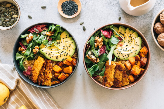 Quinoa bowl with veggies