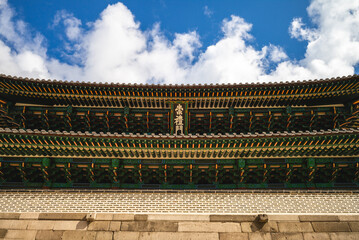 Sungnyemun, south great gate of old seoul city in south korea. Translation: Sungnyemun