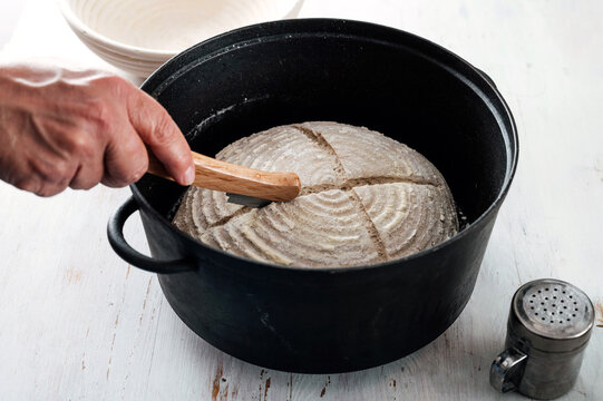 Food: Traditional Rye-Wheat Bread