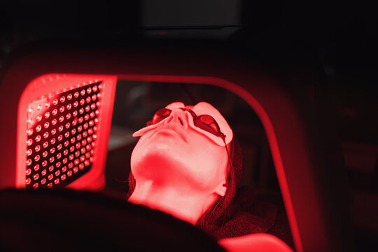 skin treatment with led light