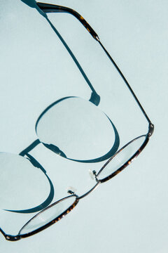 Eyeglasses in the sun