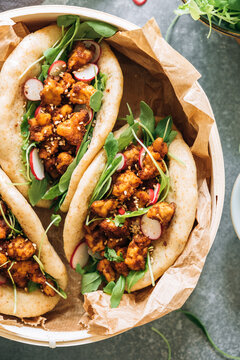 Vegan Bao Buns with spicy tempeh