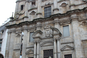 Obraz premium church (sao lourenço) in porto (portugal)