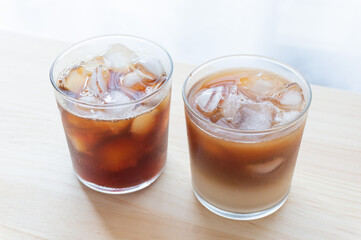 カフェラテとアイスコーヒー