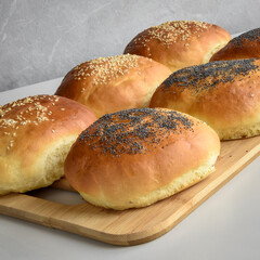 buns with sesame and poppy
