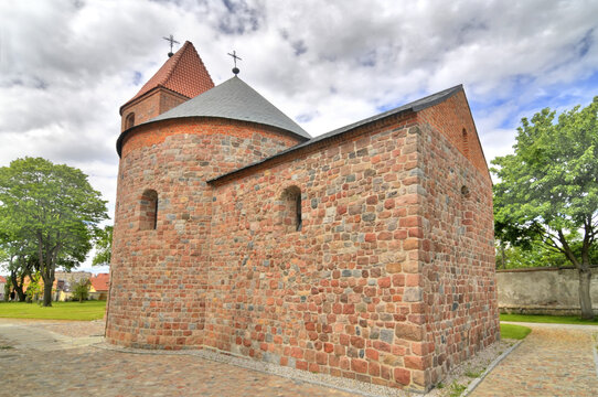 Rotunda św. Prokopa w Strzelnie, Polska