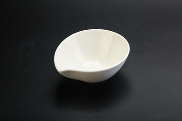 White proclean bowl for serving