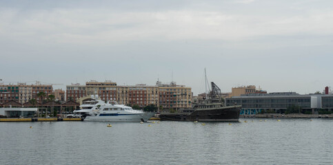 Fototapeta premium Puerto de Valencia, primavera de 2021