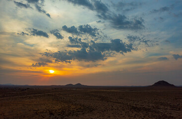 Obraz premium Sunset over the Mojave desert
