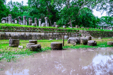 Fototapeta na wymiar archaeological zone Chichén-itza Yucatan Mexico