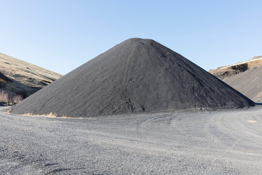 Gravel pile