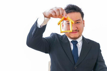 不動産会社のビジネスマン