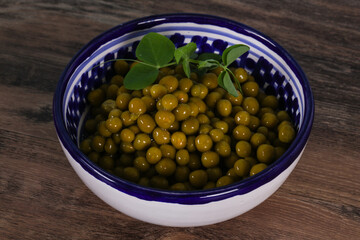 Canned Green peas in the bowl