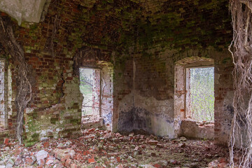 Fototapeta na wymiar interior of an old abandoned temple