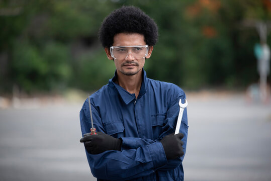 Machanic Simba Machanic-Bilder: Stock-Fotos & -Videos. | Adobe Stock