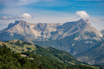 Montagne de Bure vue depuis le massif de Céüse