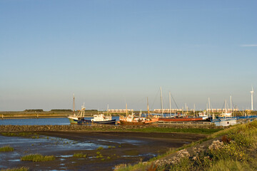 De haven bij Den Oever, Harbout at Den Oever