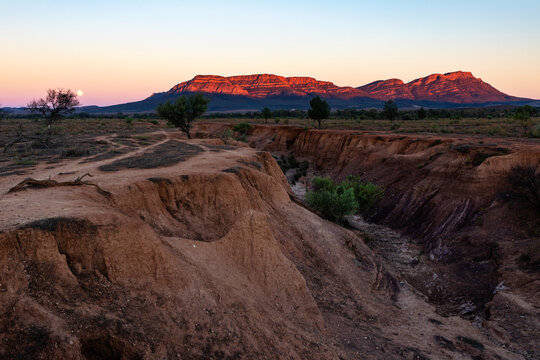 Wilpena Pound lit by rising sun