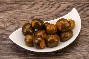 Marinated feijoa in the bowl