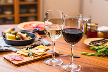 ワイン　ワイングラス　ワインと料理