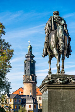 Germany, Thuringia, Weimar, Equestrian statue of Grand Duke Carl August on Democracy Square