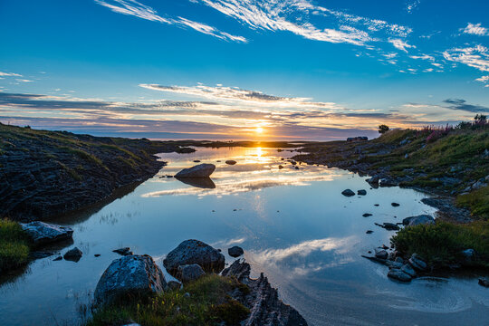 Norway, Vega Archipelago, Sunset over Unesco world heritage site