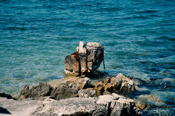 Fototapeta na wymiar stones in salty water