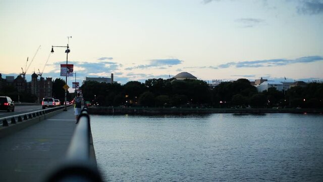 mass ave bridge MIT dome runner