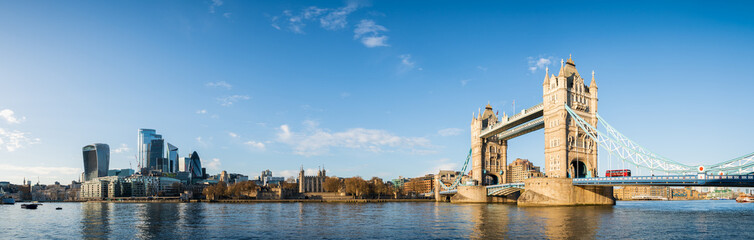 Fototapeta na wymiar Tower Bridge panorama in London seen from south bank. England