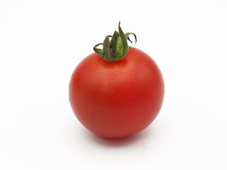 白背景のミニトマト