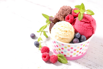 ice cream scoop with fresh berries