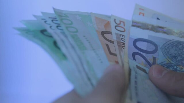 Contando billetes de euros
