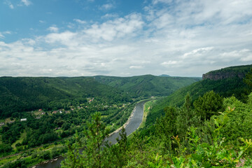 Fototapeta na wymiar View of the Elbe Canyon in Bohemian Switzerland.