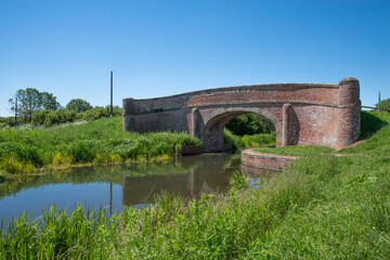 Fototapeta premium Church Bridge on Pocklington Canal