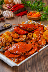 Delicious Crab in Padang sauce or Padang crab is an Indonesian seafood dish of crab served in hot and spicy Padang sauce. 