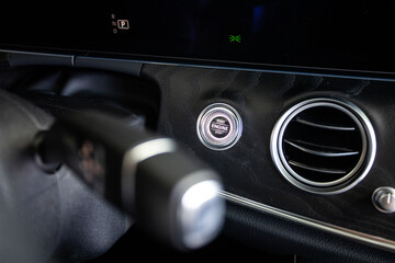 Fototapeta premium Engine start button