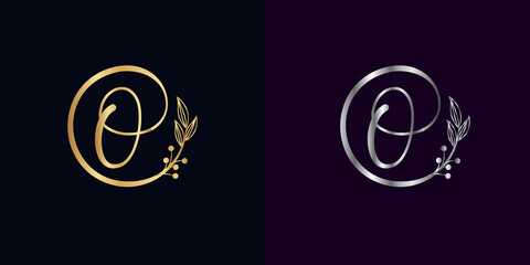 set of luxury golden and silver signature letter O isolated circle with leaves ahead. vector monogram for personal signature, cosmetic, restaurant, boutique, hotel , nature logo concept vector