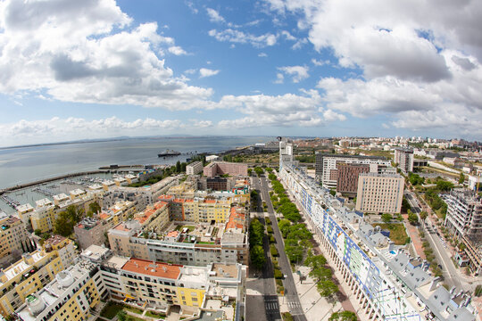 Parque das Na&ccedil;&otilde;es neighbourhood aerial view. Located by the Tagus river, the modern buildings host mostly services and office spaces.