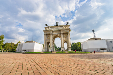 Arco della Pace (Arch of Peace), Porta Sempione, Milan, Italy 