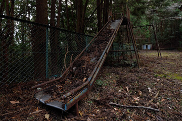 小学校の廃墟