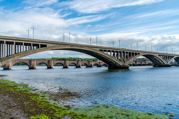 Fototapeta na wymiar Royal Tweed Bridge